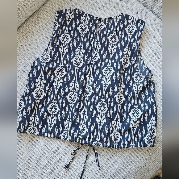 💝Zara Navy and White Patterned Women's Top - Picture 2 of 3